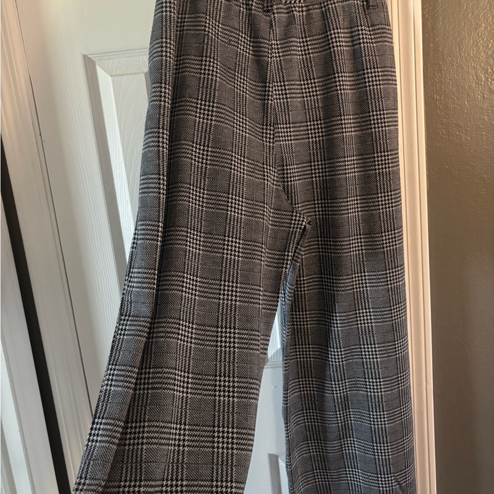 Halara black and white Plaid Wide-Leg Pants